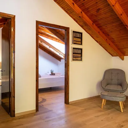Ionian Kaizer Apartment *